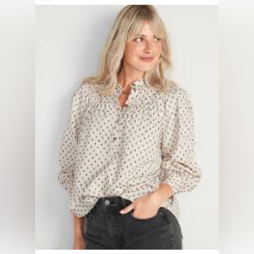 Old Navy Puff-Sleeve Clip-Dot Henley Swing blouse size L
